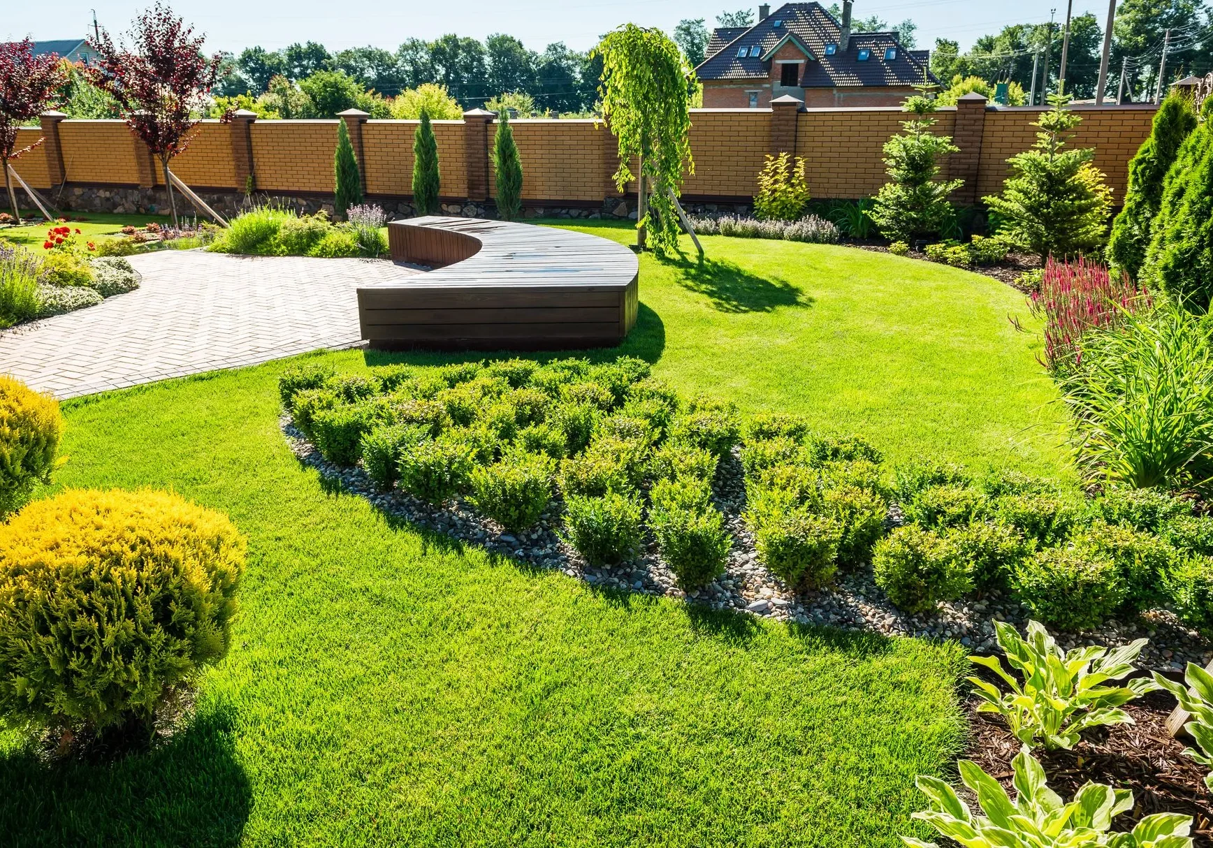 RSshutterstock_386429833-1387h